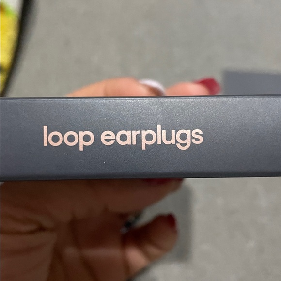 Loop Experience 2 Earplugs - Rose Gold - Picture 9 of 12